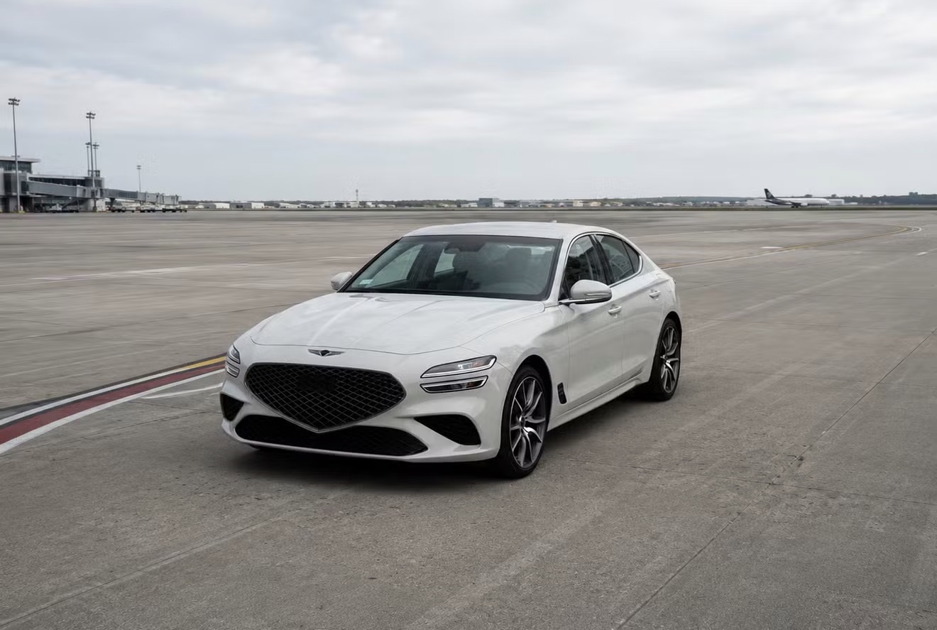 2025 Genesis G70